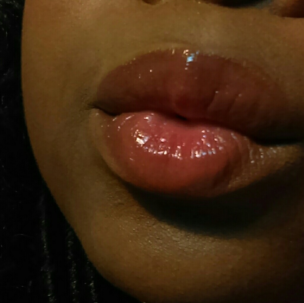 Pink lipgloss